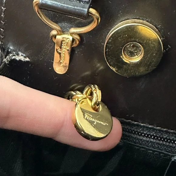 Authentic Salvatore Ferragamo Handbag Gancini Leather Brown Bag Vintage - Picture 7 of 16